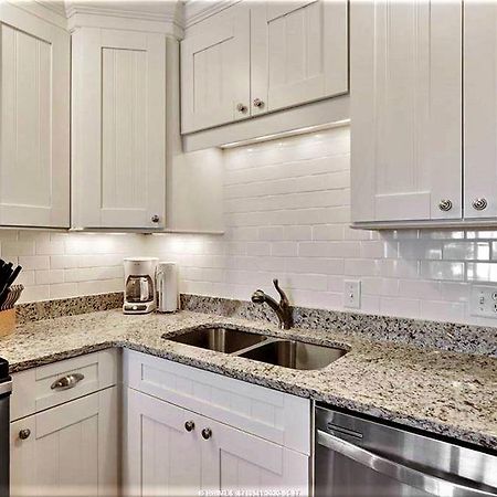 Direct Oceanfront Private Villa Overlooking Pool/Beach - South Forest Beach - Right Next To Coligny Plaza Hilton Head Island Zewnętrze zdjęcie